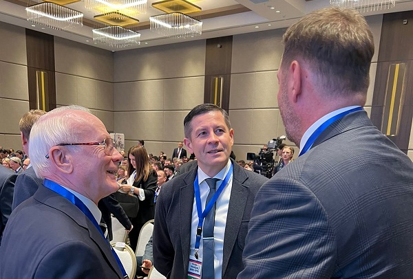 1.jpg 1.jpg